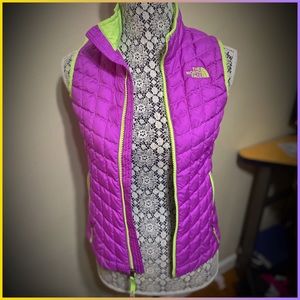 Girls North Face Quilted Vest Size M 10/12